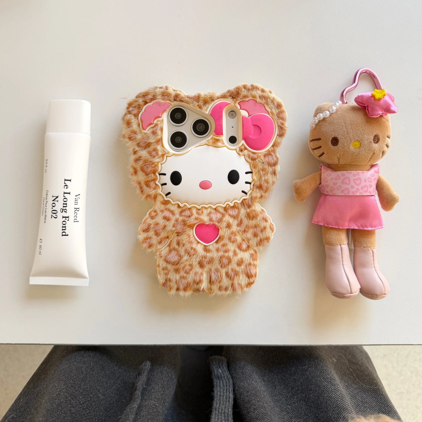 Cute Fluffy HelloKitty Leopard Print Phone Case For iPhone 17 16 Max