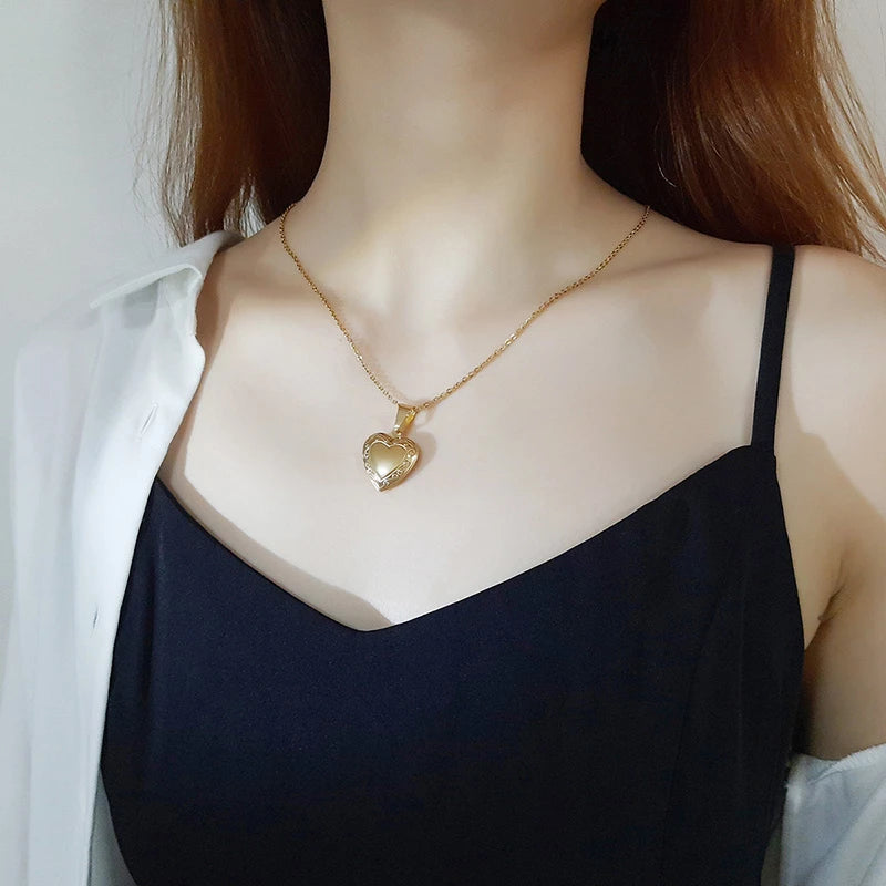 Vnox Customize Picture Name Women Necklaces Heart Locket Pendant