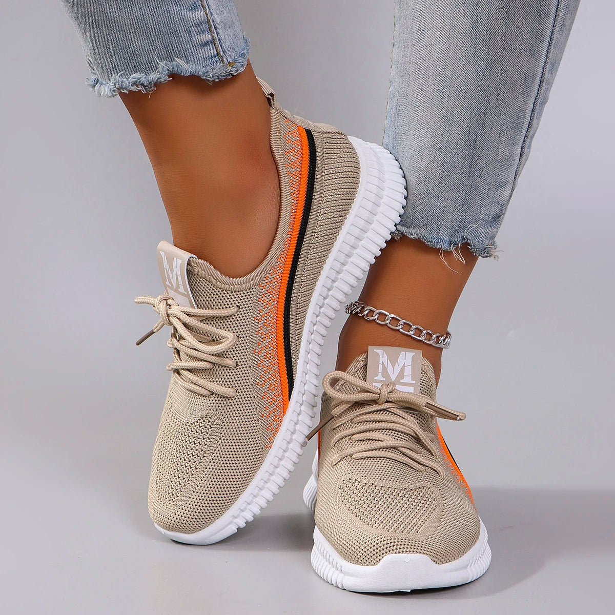Women's summer breathable mesh flat shoes，women's shoes，casual