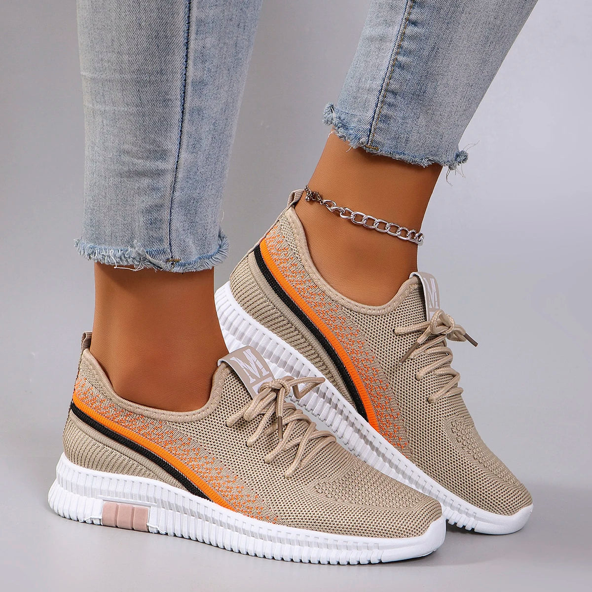 Women's summer breathable mesh flat shoes，women's shoes，casual